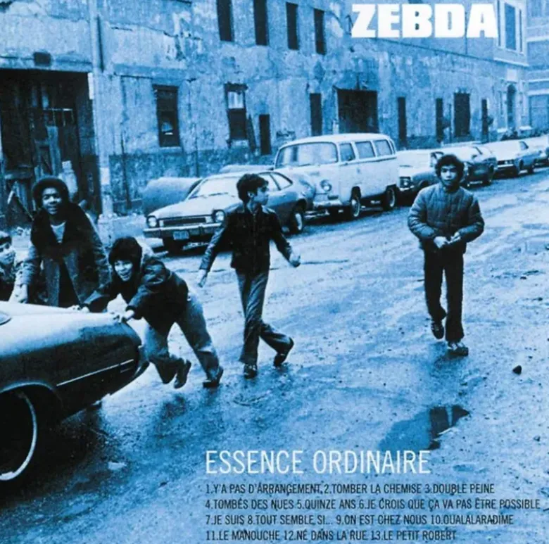 Album33 T 30 CM Essence ordinaire