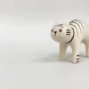 Figurine en bois - Chat tigré