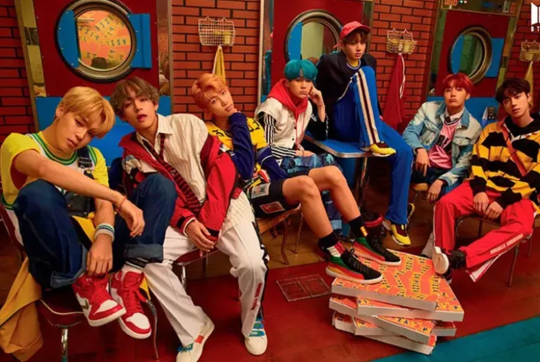 Maxi Poster BTS Crew